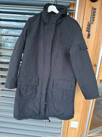 Parka schwarz, innen gesteppt wattiert, H&M Gr. 48/Masse be