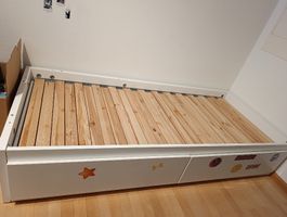 IKEA FLEKKE Bettgestell mit Unterbett und 2 Schubladen