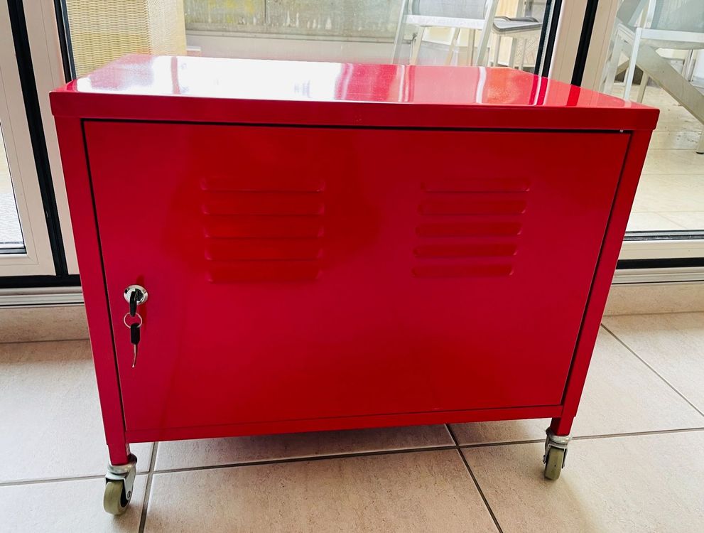Ikea PS Schrank rot Kaufen auf Ricardo