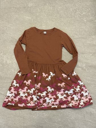 Kleid Gr. 122 Pferde Herbst Übergang Mädchen