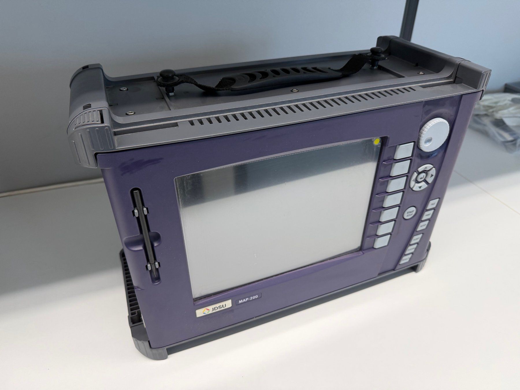 Misurare: JDSU MAP200 Testplattform Glasfasermesstechnik – Usato da Rotkreuz venduto da mesomatic