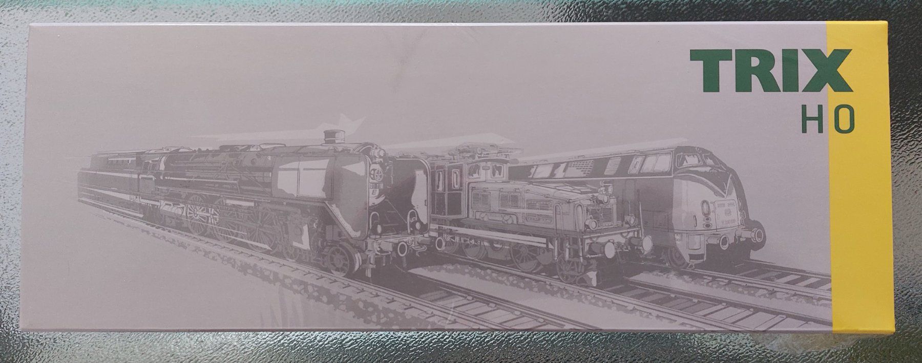 Trix Modellini di ferrovie: TRIX 25875 - E-Lok Re 420 SBB Cargo - DCC mfx/Sound – Nuovo e nell'imballaggio originale da Rotkreuz venduto da MOBAHN-1zu87 9