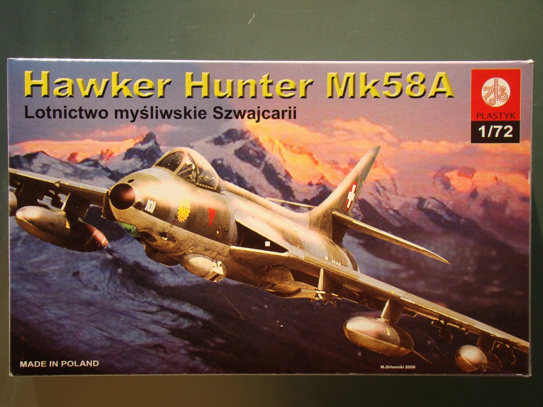 Kits de montage: Swiss Hawker Hunter Mk58A – Neuf avec emballage d'origine à Muttenz par flyte