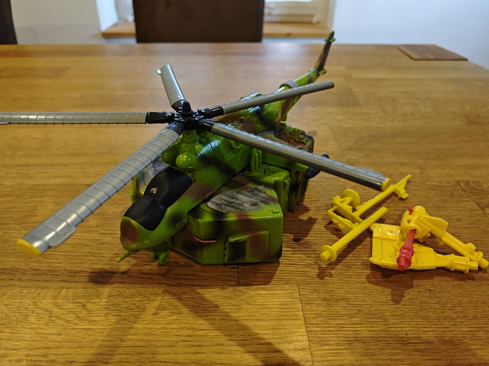 Micro Machines Giocattoli: Micro Machines Rapid Deployment Helicopter – Usato da Wittenbach venduto da stefange 3