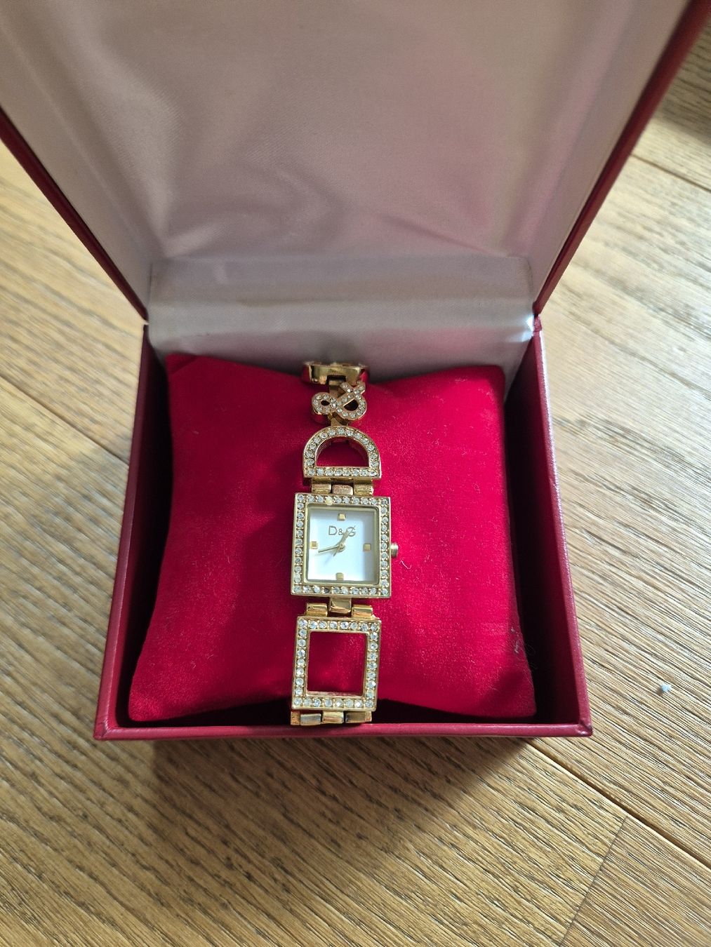 Orologi: Armbanduhr D&G – Usato da Kollbrunn venduto da guernsey11