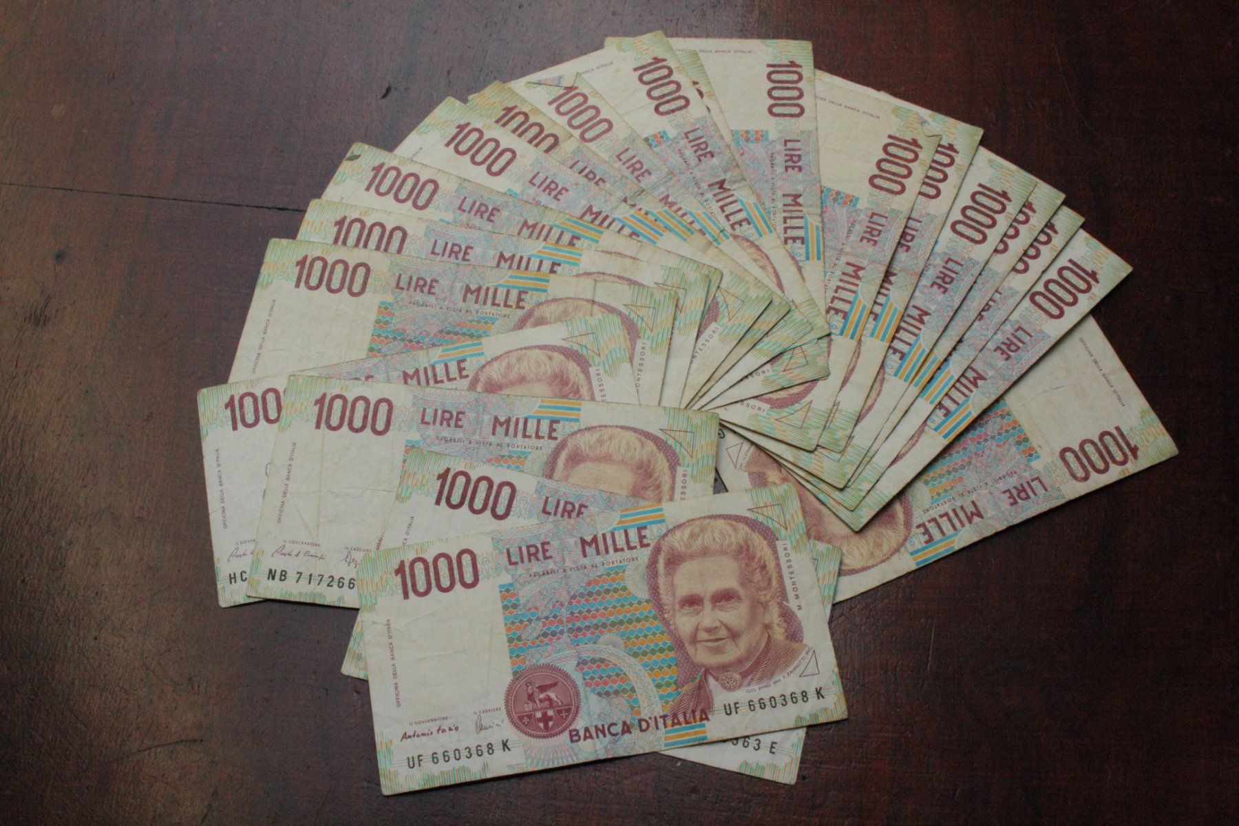 Banconote: 20 x 1 000 Lires – Usato da Cormondrèche venduto da Hermes.monnaies