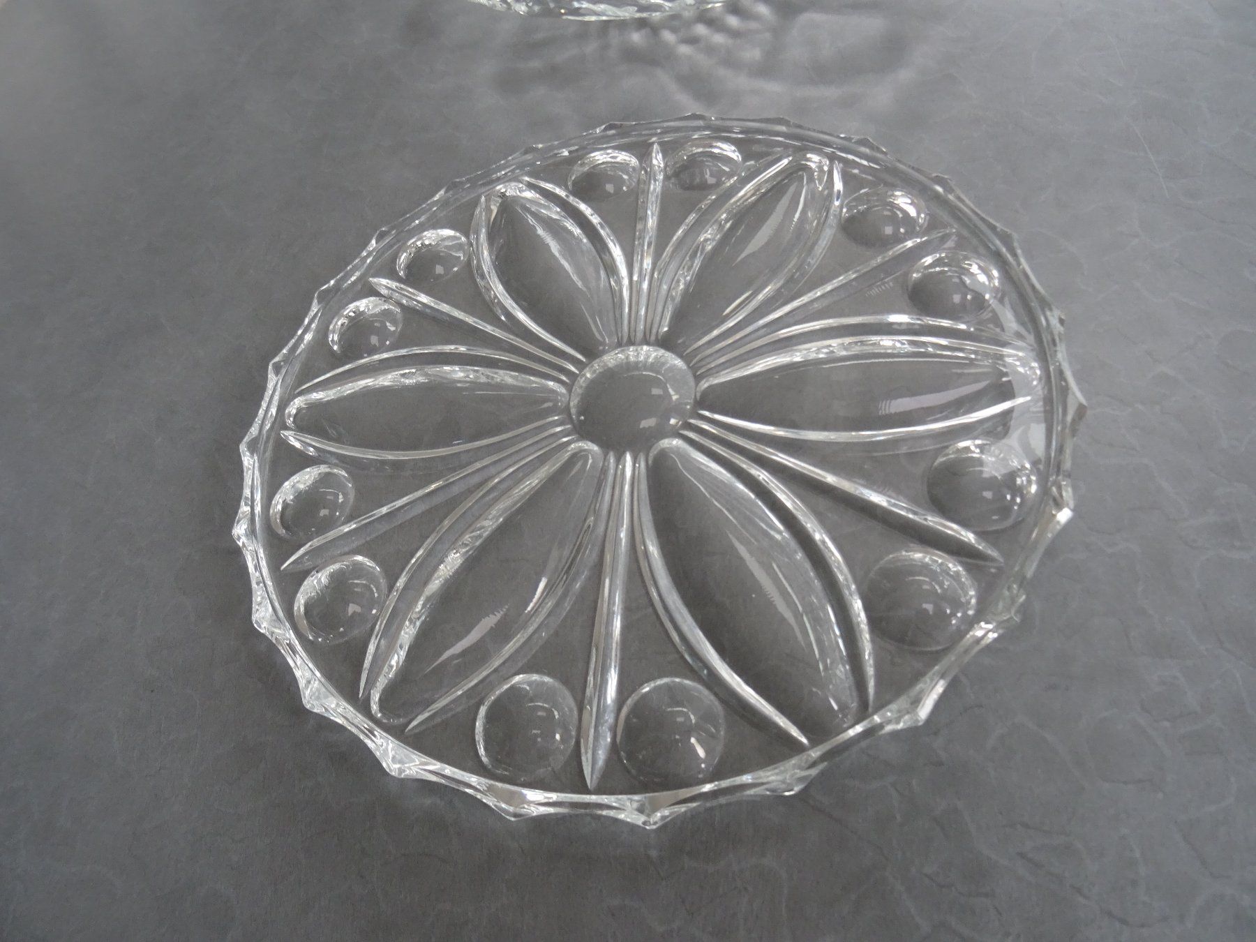 Piatti di portata: Tortenplatte und Früchteschale Glas – Usato da Rothrist venduto da heinrich1966 1