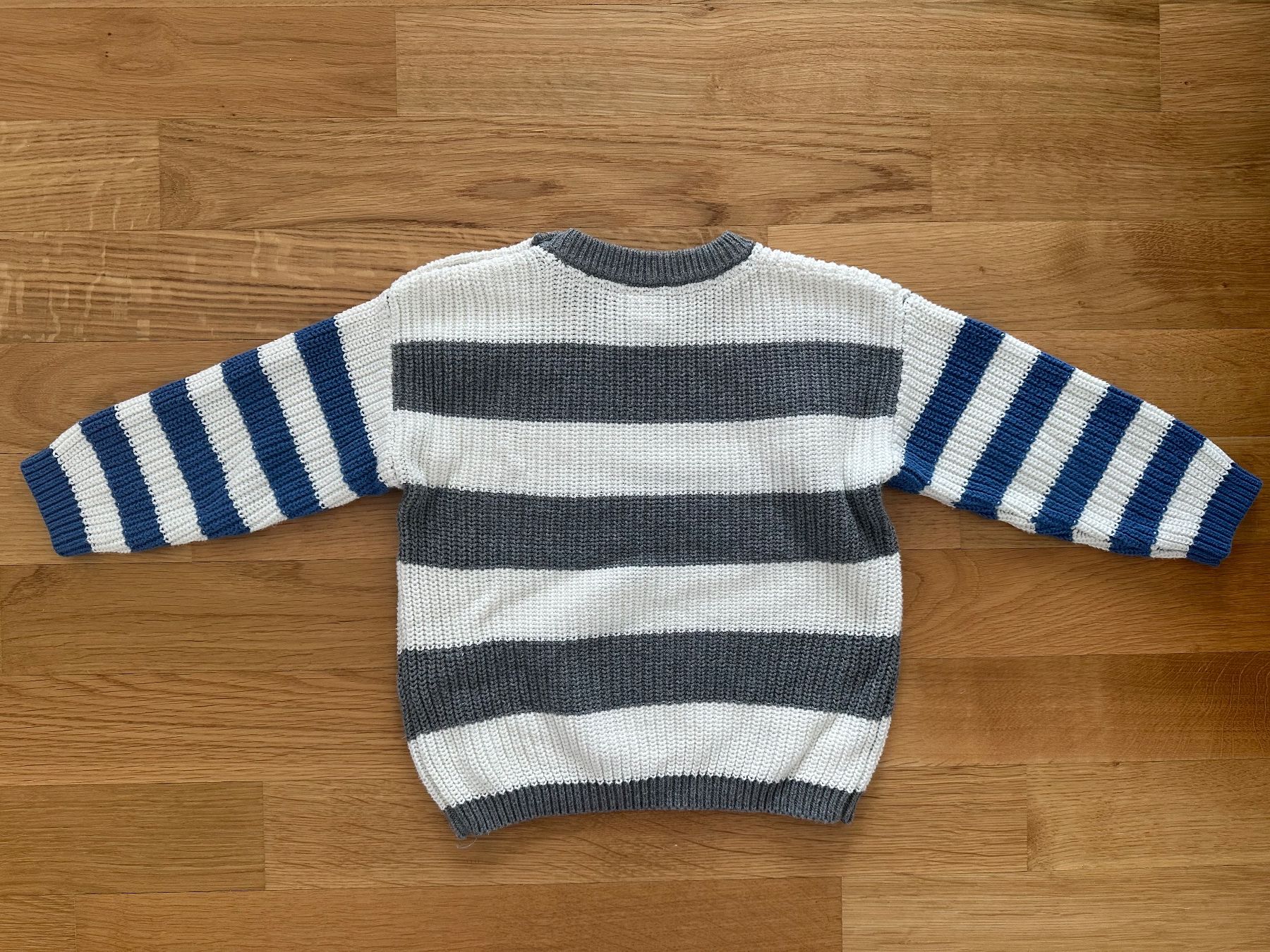 Maglioni & Felpe: Süsser Kinderpullover, gestreift, Grösse 86 – Usato da Unterägeri venduto da StefanGekko 4