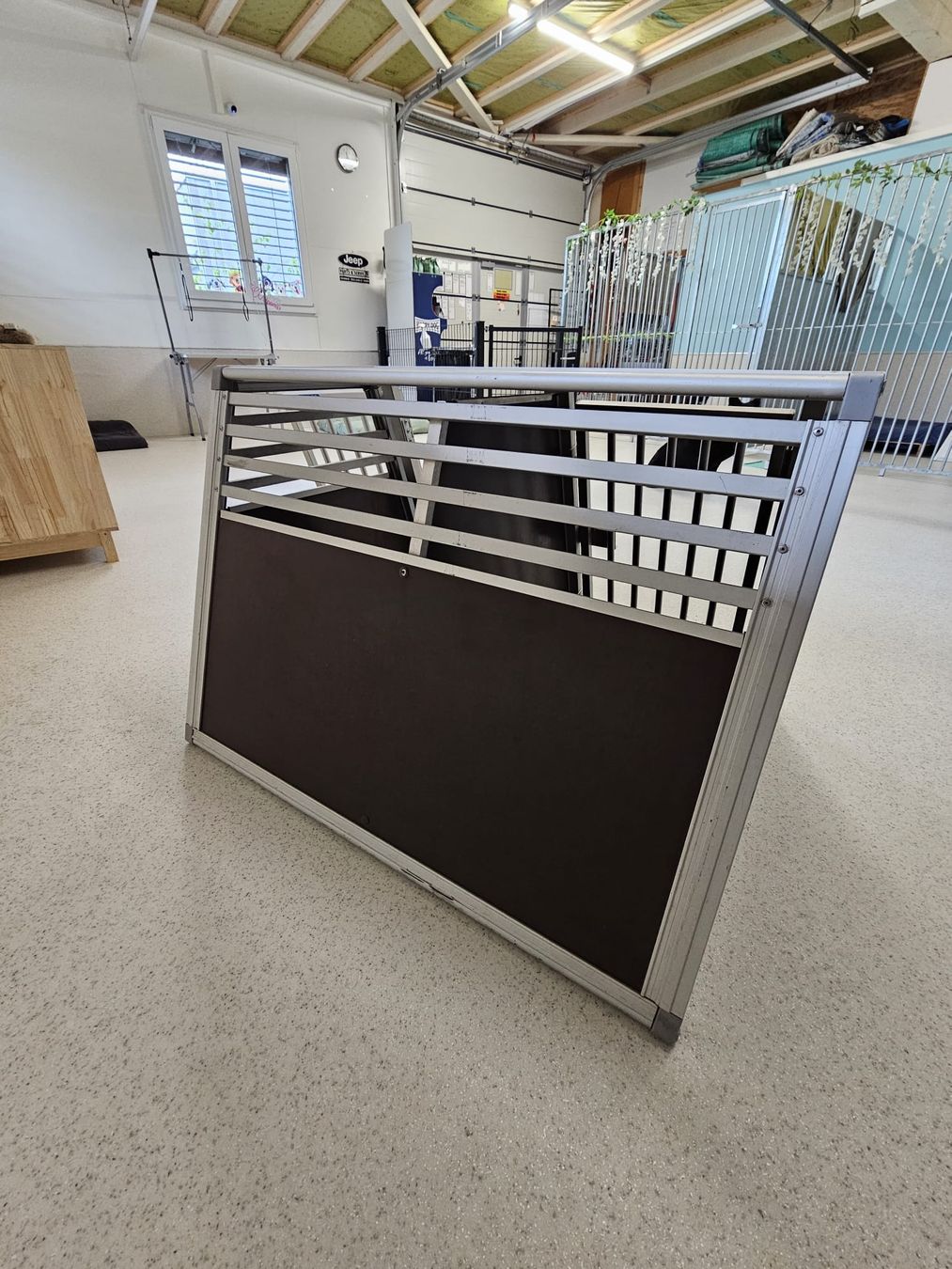 Gabbie, trasporto & Sicurezza: aklavik Hundebox – Usato da Lengnau BE venduto da mar_sns7 4