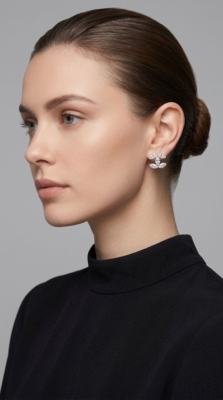 Orecchini pendenti & Orecchini a lobo: Boucles d'oreilles dorées look CC – Nuovo e nell'imballaggio originale da St-Maurice venduto da Sandrinette123 5