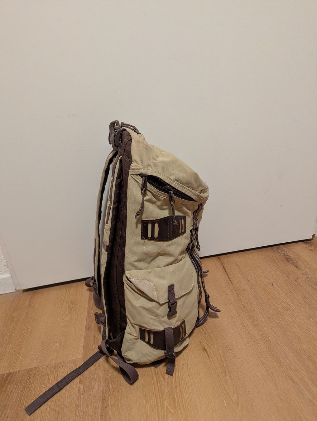 Burton Zaini: Burton Rucksack – Usato da Zürich venduto da shedlo 2
