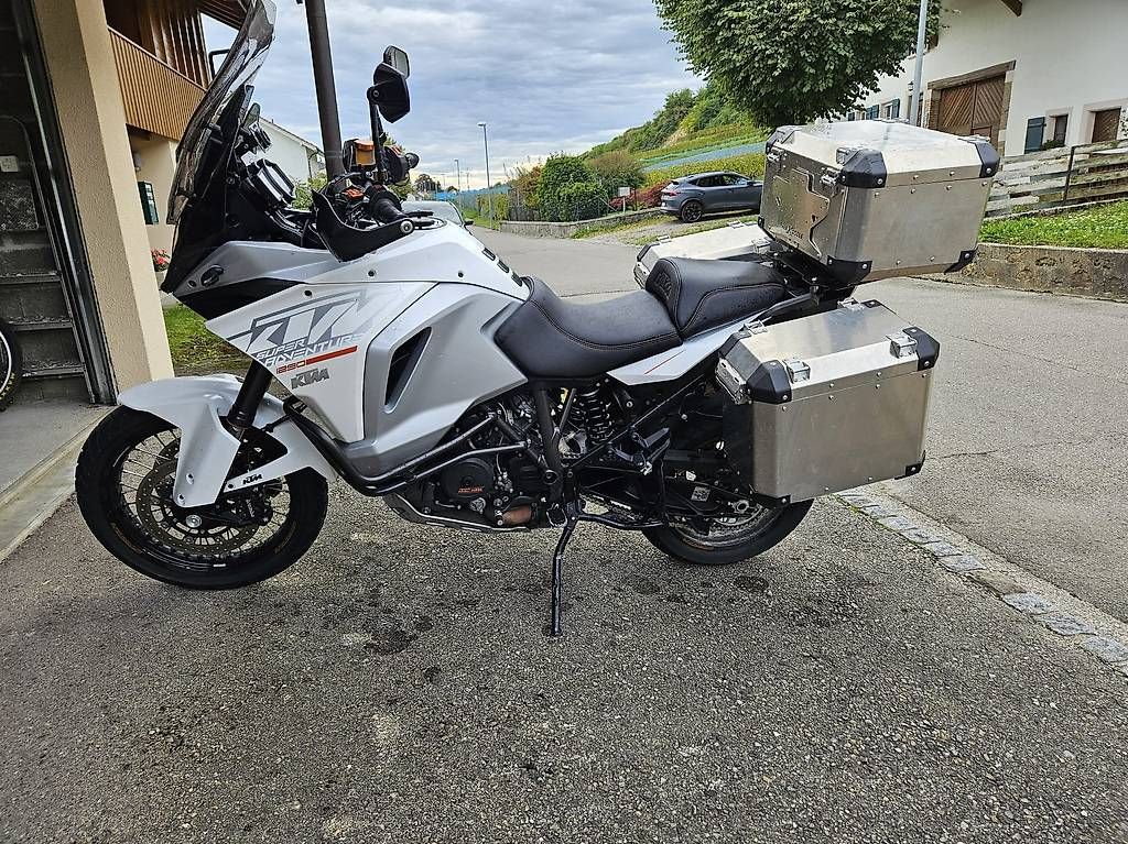 KTM Touring: KTM 1290 Super Adventure T – Usato da Sugiez venduto da swisslife77