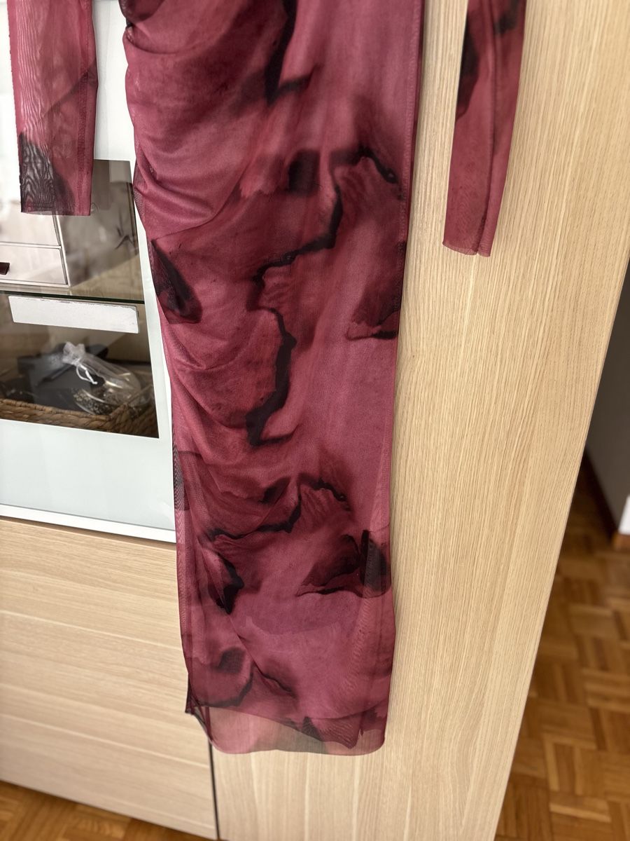 Shein Vestiti: Kleid langarm gemustert rot Gr. S Shein – Usato da Basel venduto da DressDrop 2