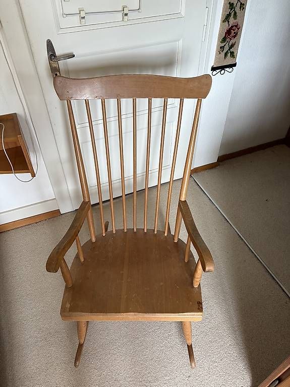 Chaises: Schaukelstuhl – D'occasion à Biel-Benken BL par AngiSchaefer 3