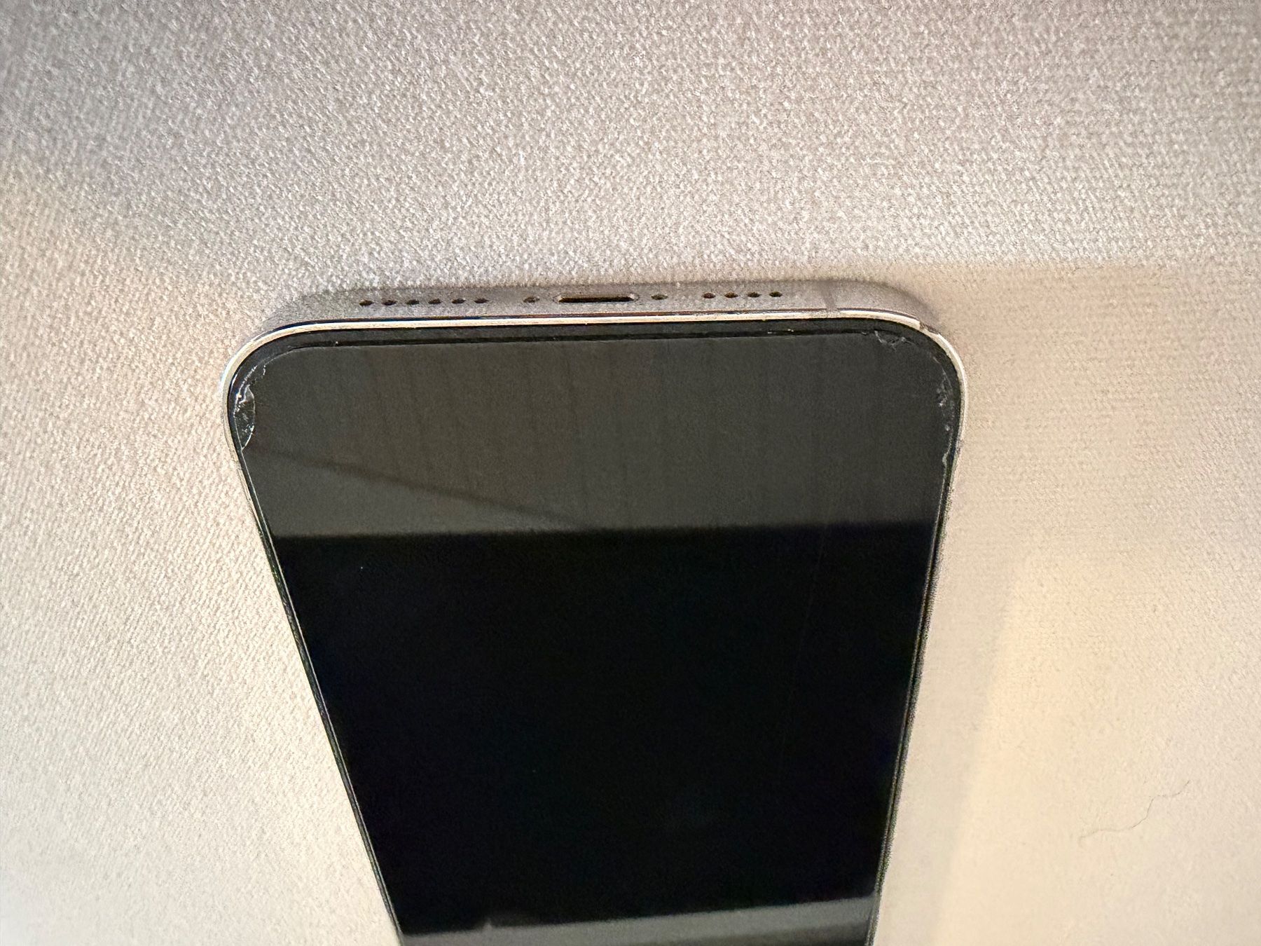Apple Portables: Apple iPhone 14 Pro gebraucht – D'occasion à Embrach par lau_kv5d 3