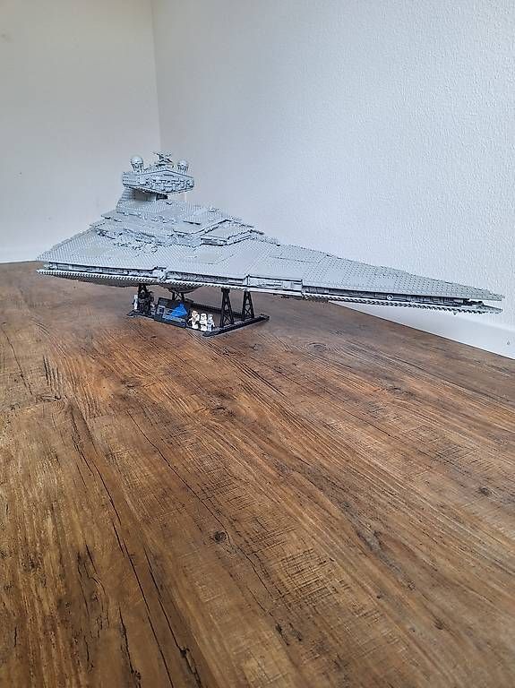 Lego Kit di costruzioni: Lego Star Wars Sternenzerstörer – Usato da Niederbüren venduto da mathymatik