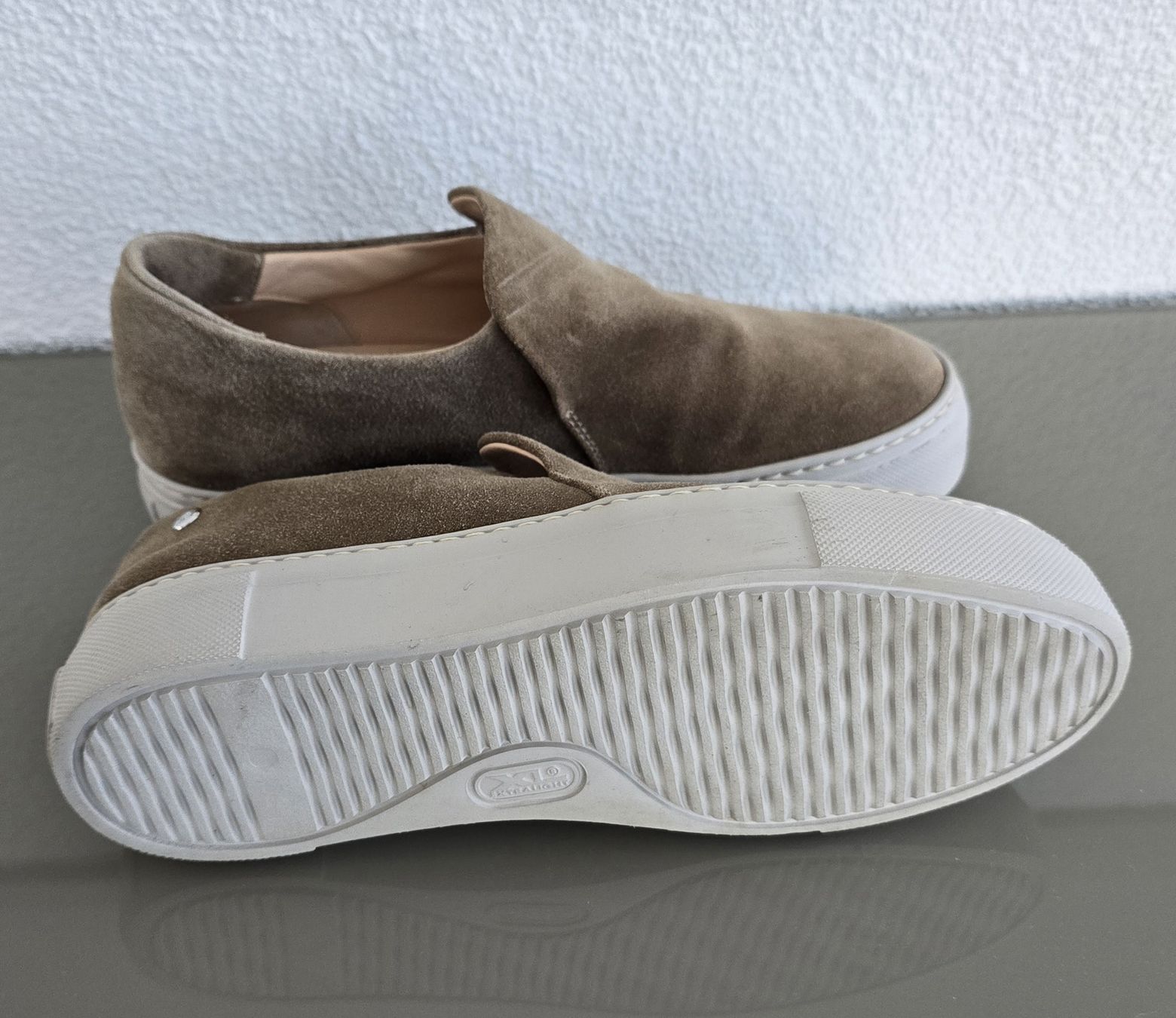 AGL Scarpe da donna: Loafer AGL 37 Wildleder hellbraun – Nuovo (secondo la descrizione) da Untereggen venduto da cla_kb2w 2