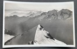 Blick vom Nadelhorn auf Ulrichshorn (Saas-Fee) ca. 1930