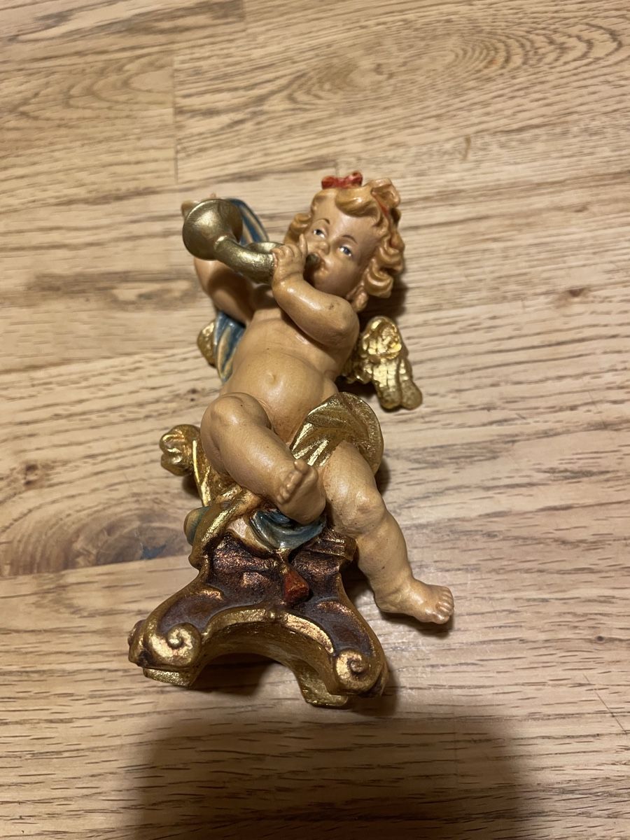 Statuette: Schöner Engel aus Holz – Usato da Flawil venduto da Naphtali