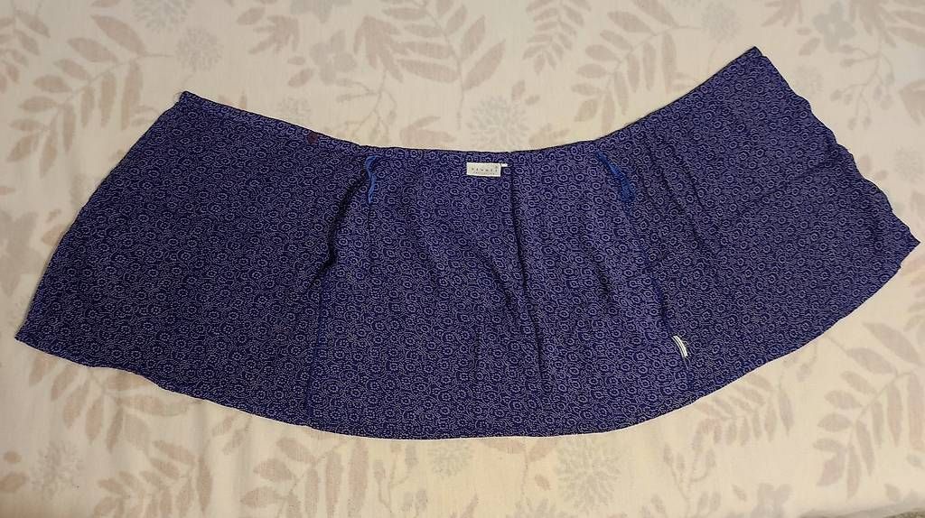 Gonne: Hennes Collection Blauer Minirock Grösse 38 – Usato da Sempach Station venduto da Szizi 2