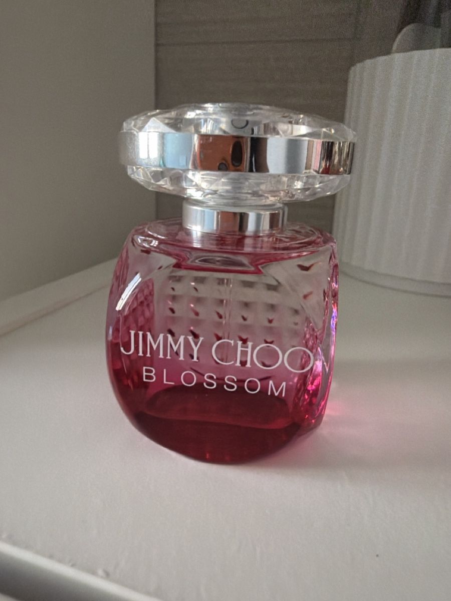 Jimmy Choo Parfum & Eau de Toilette: Jimmy Choo Blossom 40ml – Neu (gemäss Beschreibung) aus Vernayaz von cla_cj7n