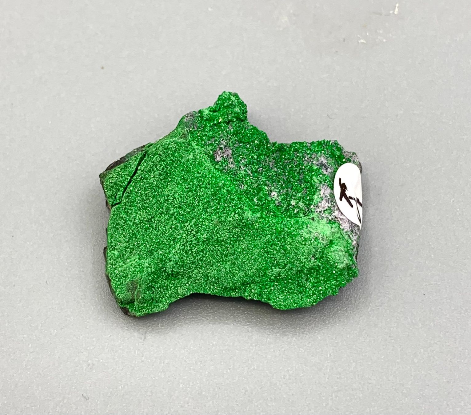 Mineralien & Heilsteine: Uwarowit - Rohstein - Naturbelassen – Neu (gemäss Beschreibung) aus Samstagern von Spliti
