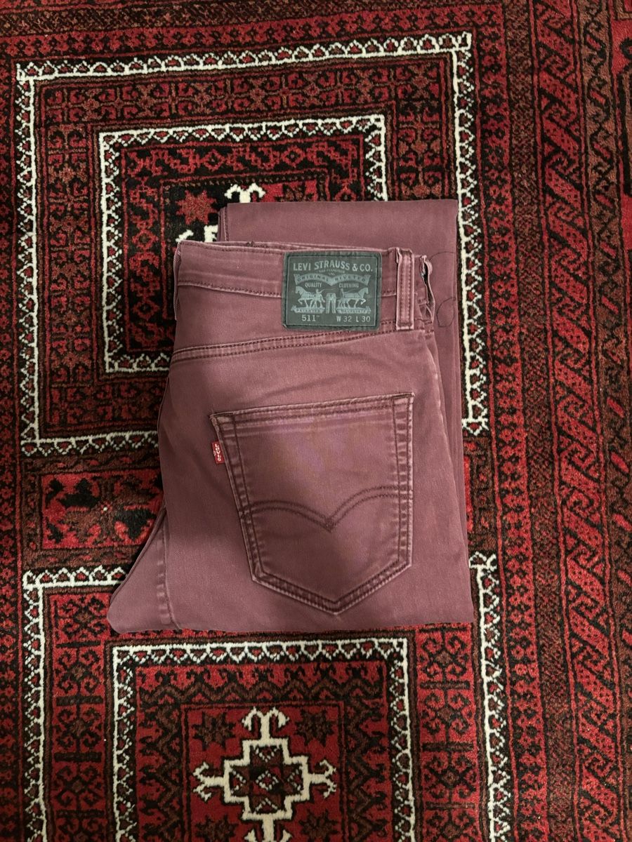 Levi's Jeans: Levi's weinrot Grösse W32 L30 – Usato da Bern venduto da rol_q889