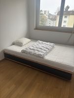 Bett und Matratze