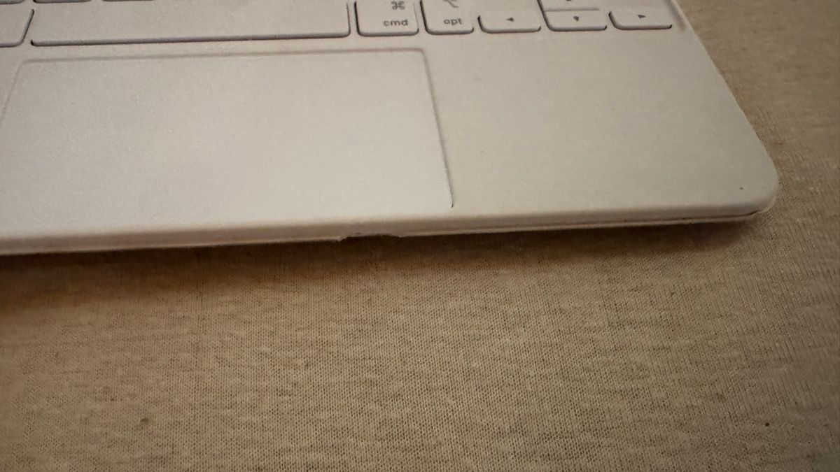 Apple Tastiere: Apple Magic Keyboard for iPad Air 11 Zoll hellgrau – Usato da Aedermannsdorf venduto da steven137516 1