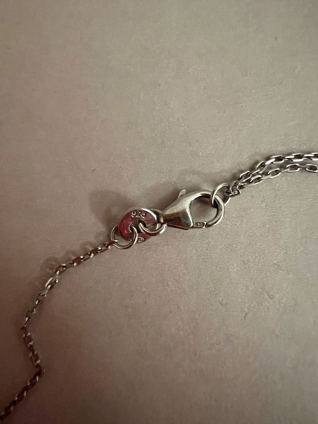 Catenine: Collier argent 925 feuille strass soirée chic tendance – Usato da Genève venduto da joanna11 2