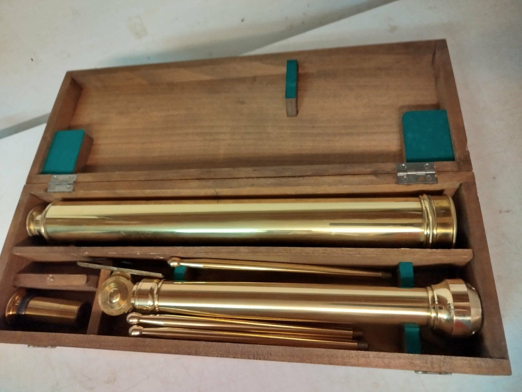 Teleskope: Télescope sur son support – Gebraucht aus La Chaux-de-Fonds von Emmaus2300CDF 1