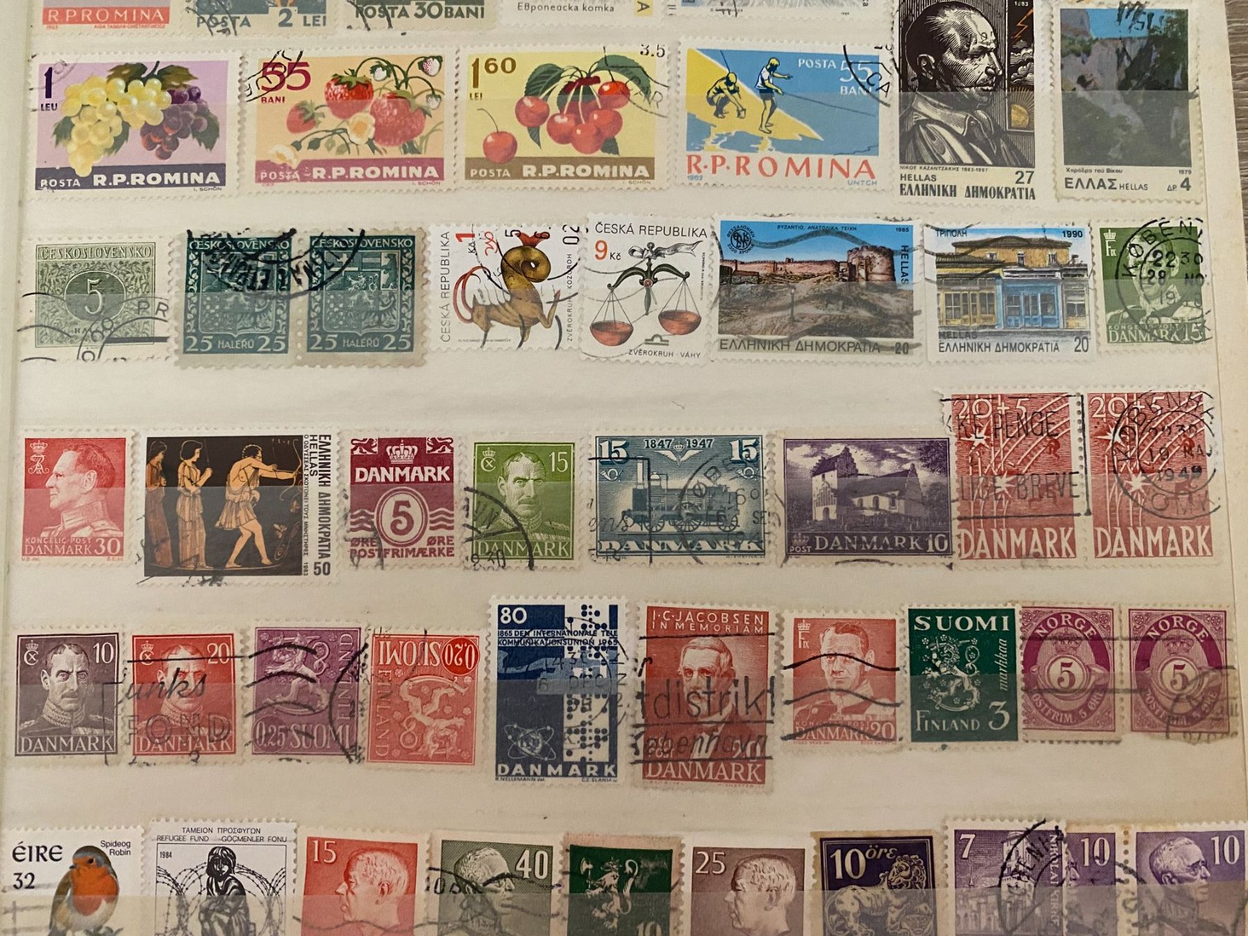 Tutti i francobolli: Briefmarken- aus aller Welt, – Usato da matten b. interlaken venduto da jfran17 2