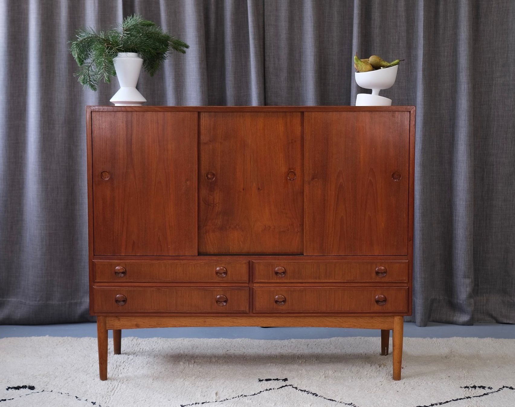 Danish Vintage Highboard 1960,s / Mid Century Modern (Gebraucht) in Bern für CHF 1290 – nur Abholung auf Ricardo kaufen
