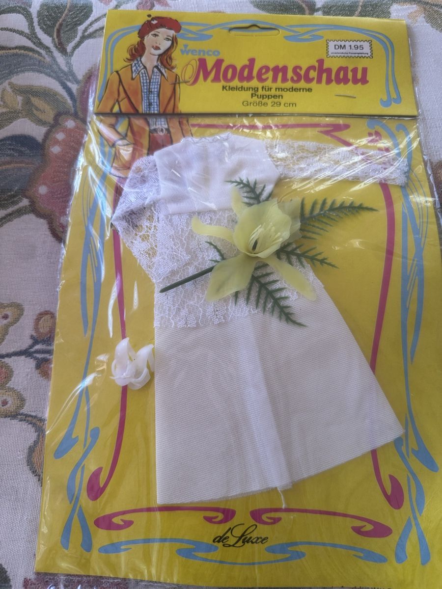 Bambole: 5x Vintage Barbie -Clone Kleider – Usato da Herbriggen venduto da Sehrazade 4