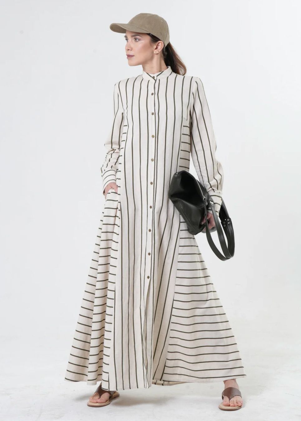 Vestiti: Maxi -Leinenkleid mit khakifarbenen-Streifen - Designermode – Nuovo e nell'imballaggio originale da Zürich venduto da Naebeli