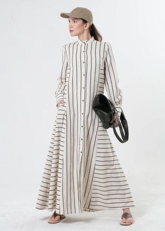 Maxi -Leinenkleid mit khakifarbenen-Streifen - Designermode