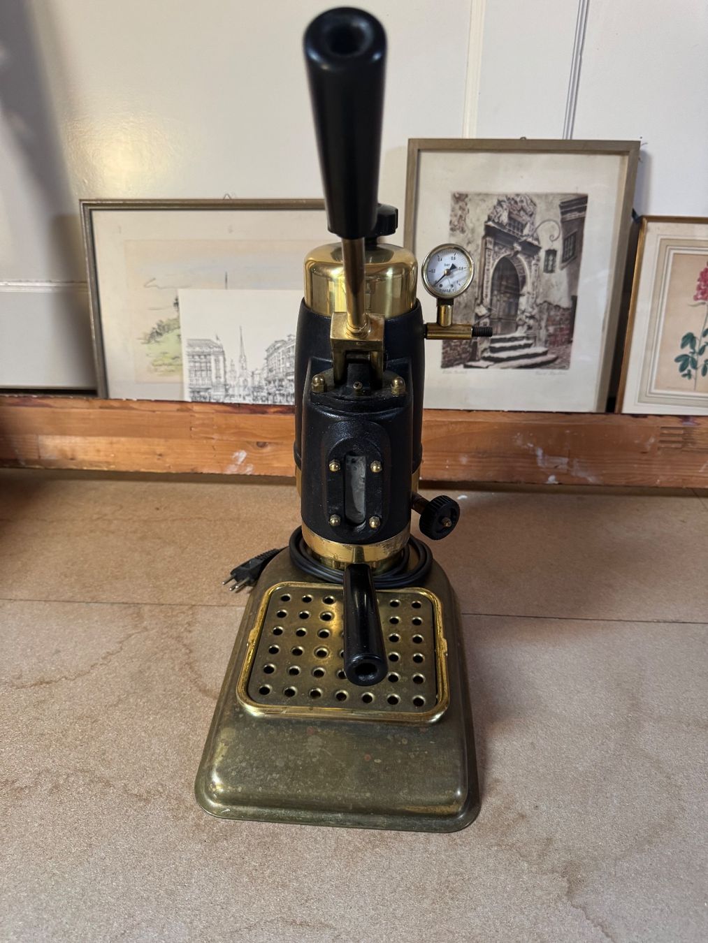 Cimbali Macchine per caffè & Macchine per espresso: Espressomaschine La Cimbali Messing Vintage – Usato da Zürich venduto da emm_j2mc 1