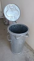 Abfalltonne aus Metall