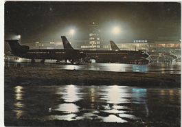 Zürich Kloten bei Nacht