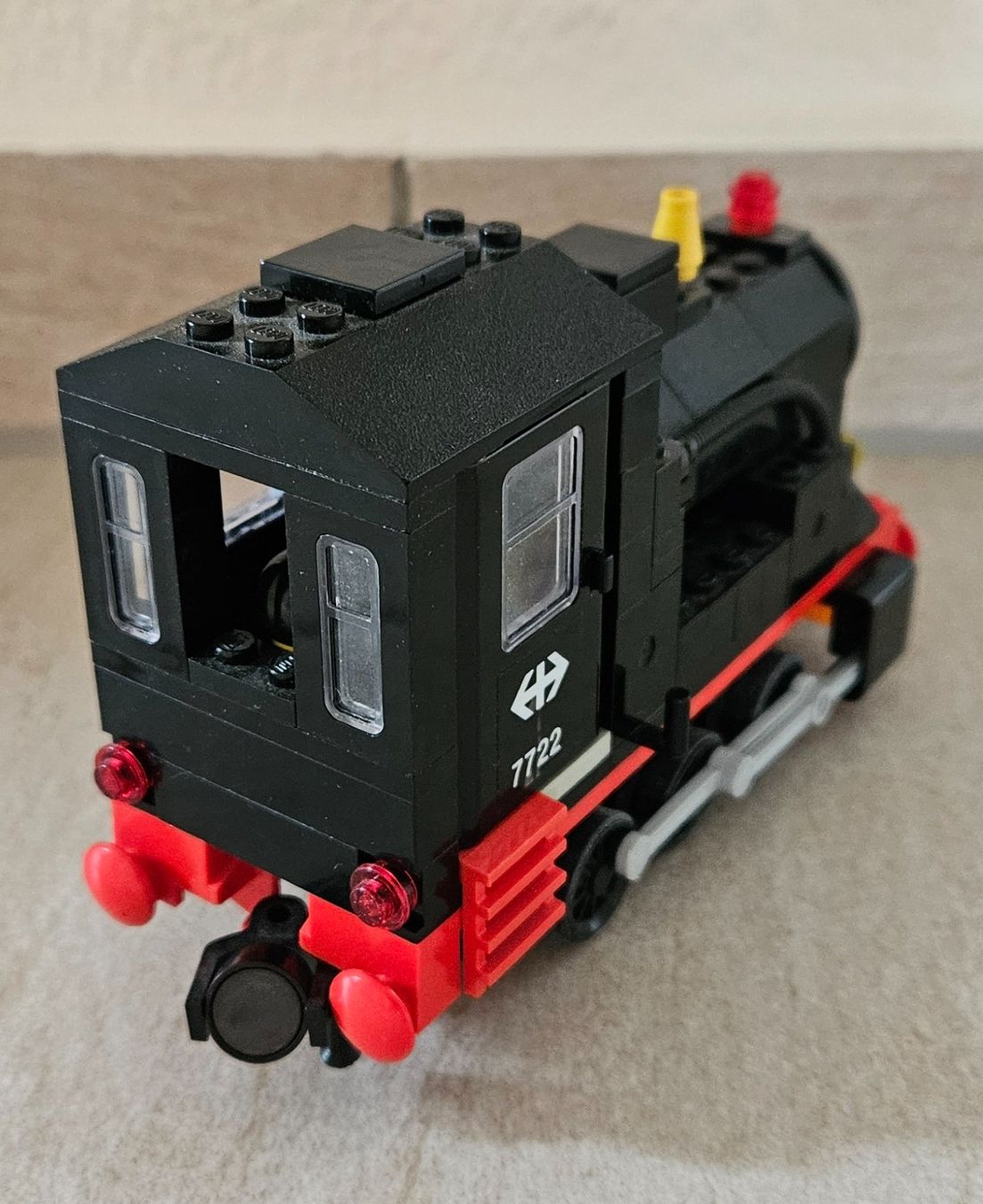 Lego Spielzeuge: Lego Eisenbahn 12V - Lok schwarz – Gebraucht aus Hedingen von Cloudhopper7 1