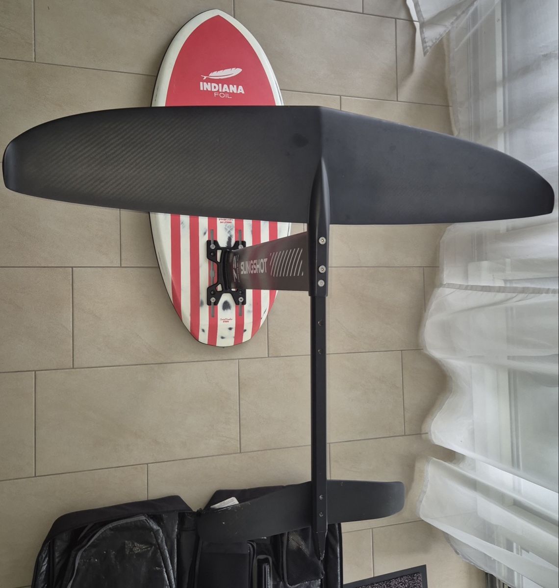 Slingshot Planches de surf: Slingshot Hover Glide FPump V2 Pumpfoil 2023 – D'occasion à Liestal par Kitesurfer917 7