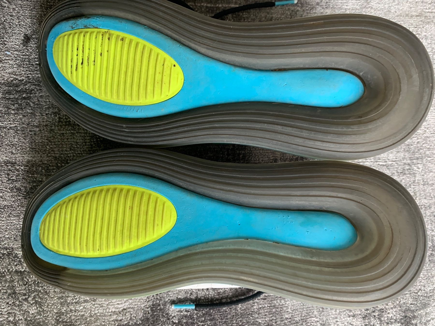 Nike Scarpe per ragazzi: Nike MX-720-818 (GS) 38.5 – Usato da Killwangen venduto da Zermatt5 7