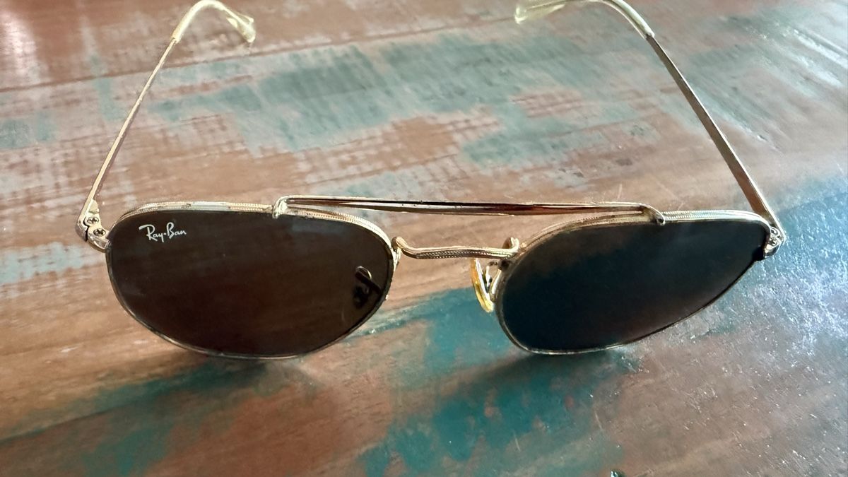 Ray-Ban Occhiali & Lenti: Ray-Ban Sonnenbrille Pilotenstyle Gold – Usato da Horgen venduto da flip 1