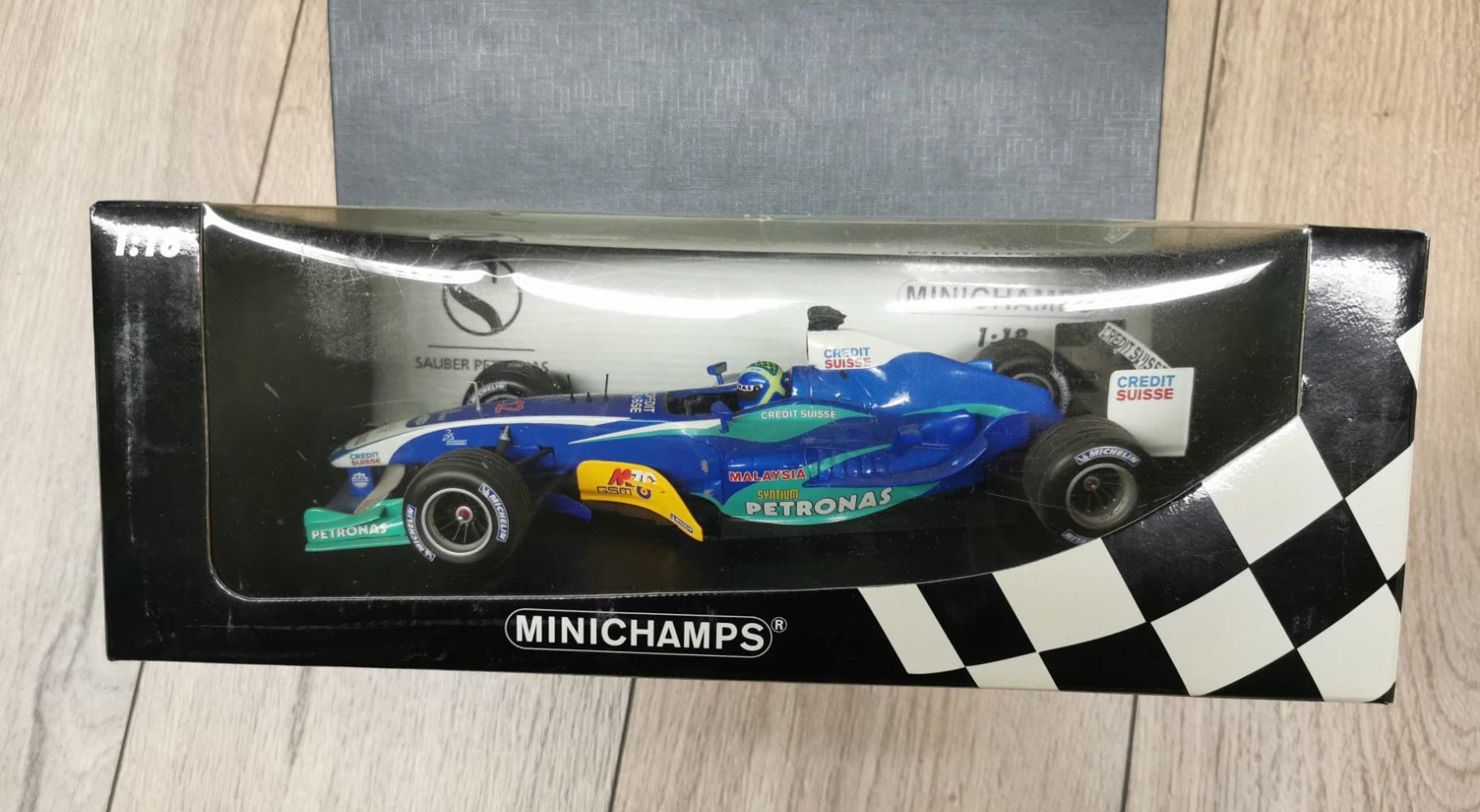 Minichamps Modellautos: Sauber Petronas C24 Modell – Neu (gemäss Beschreibung) aus Weissbad von Hamster16 4