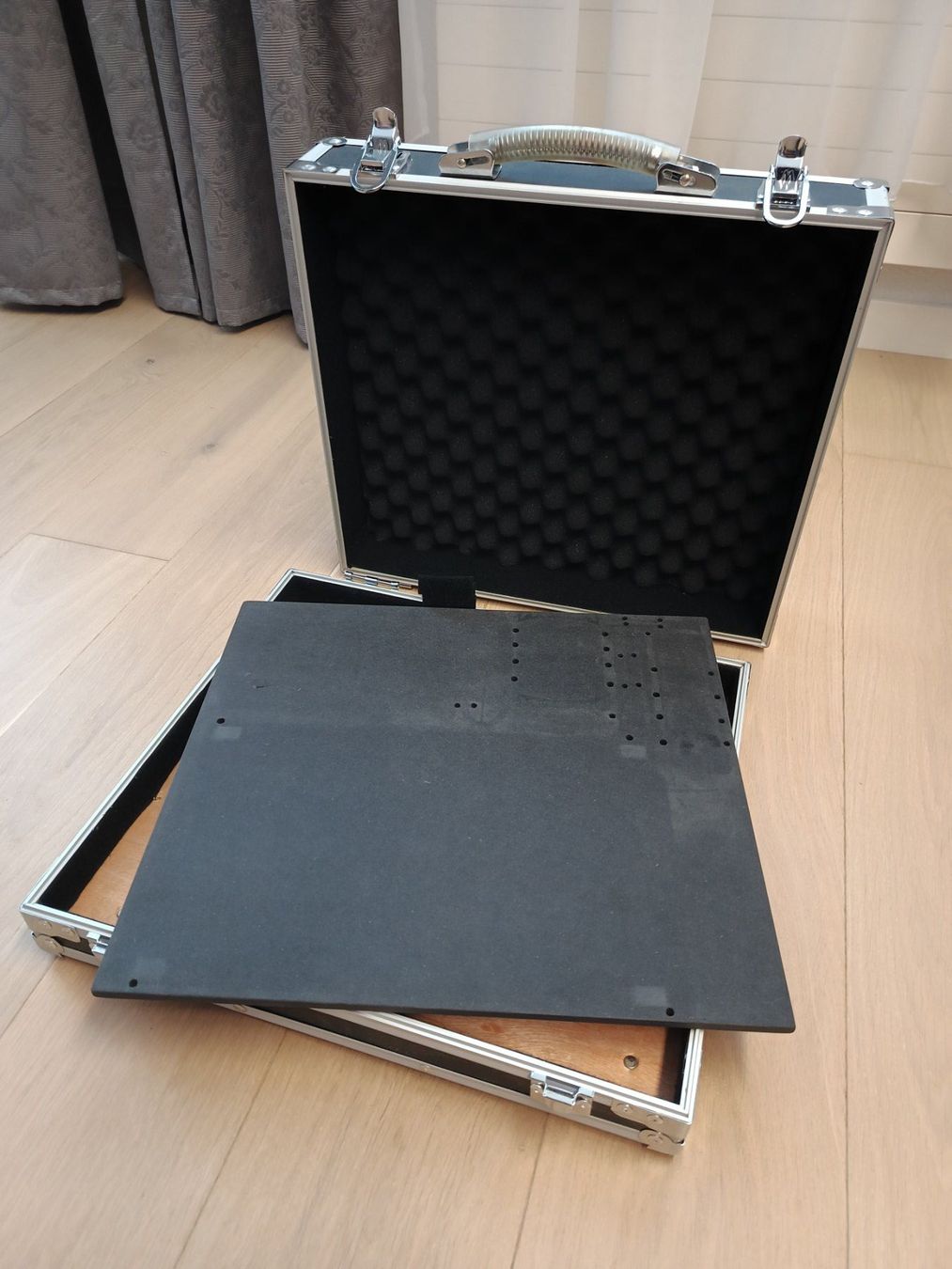 Valigie: Rockcase Flightcase (Haubencase) neuwertig – Usato da Muolen venduto da Brassmaster27 3