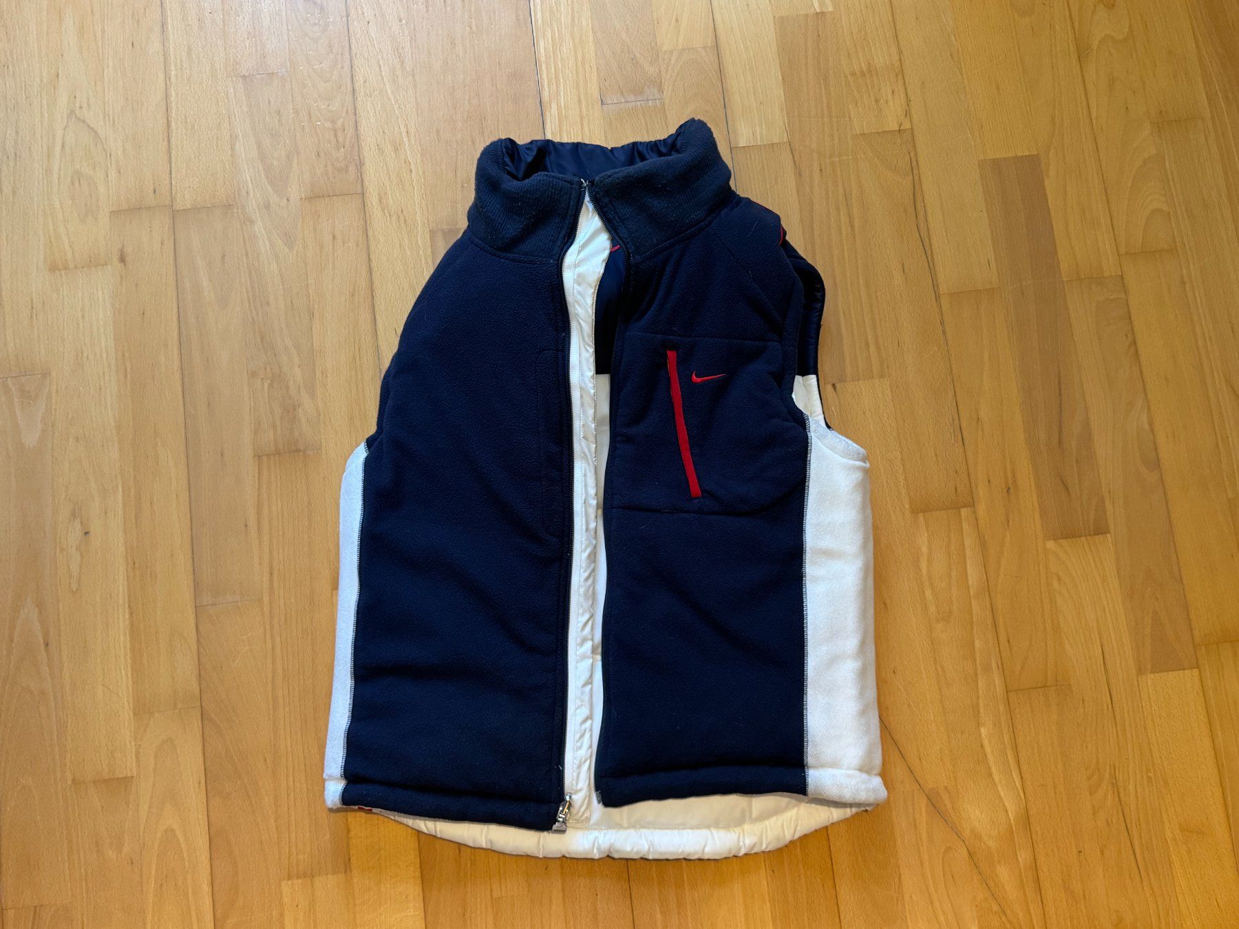 Nike Gilet & Giacche: Nike Gilets – Usato da zürich venduto da ira_c6bn 4