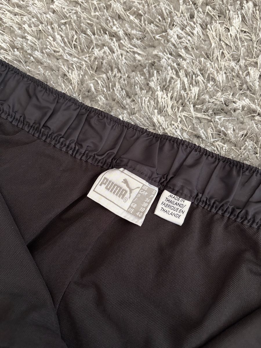 Puma Pantaloni: Puma Vintage Black Wind Pants – Usato da Brislach venduto da edu_t6pq 2