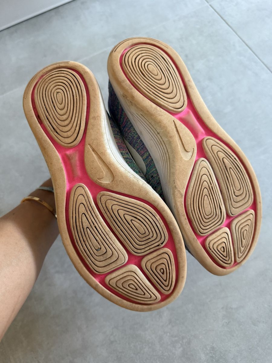 Nike Scarpe da donna: Nike Lunarlon Lunarepic Flyknit – Usato da Lausanne venduto da marinemtr 2
