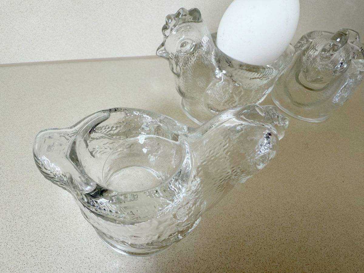 Sonstiges Geschirr: Hühner Eierbecher aus Glas, 3 Stück – Gebraucht aus Eggenwil von Lissi82 2