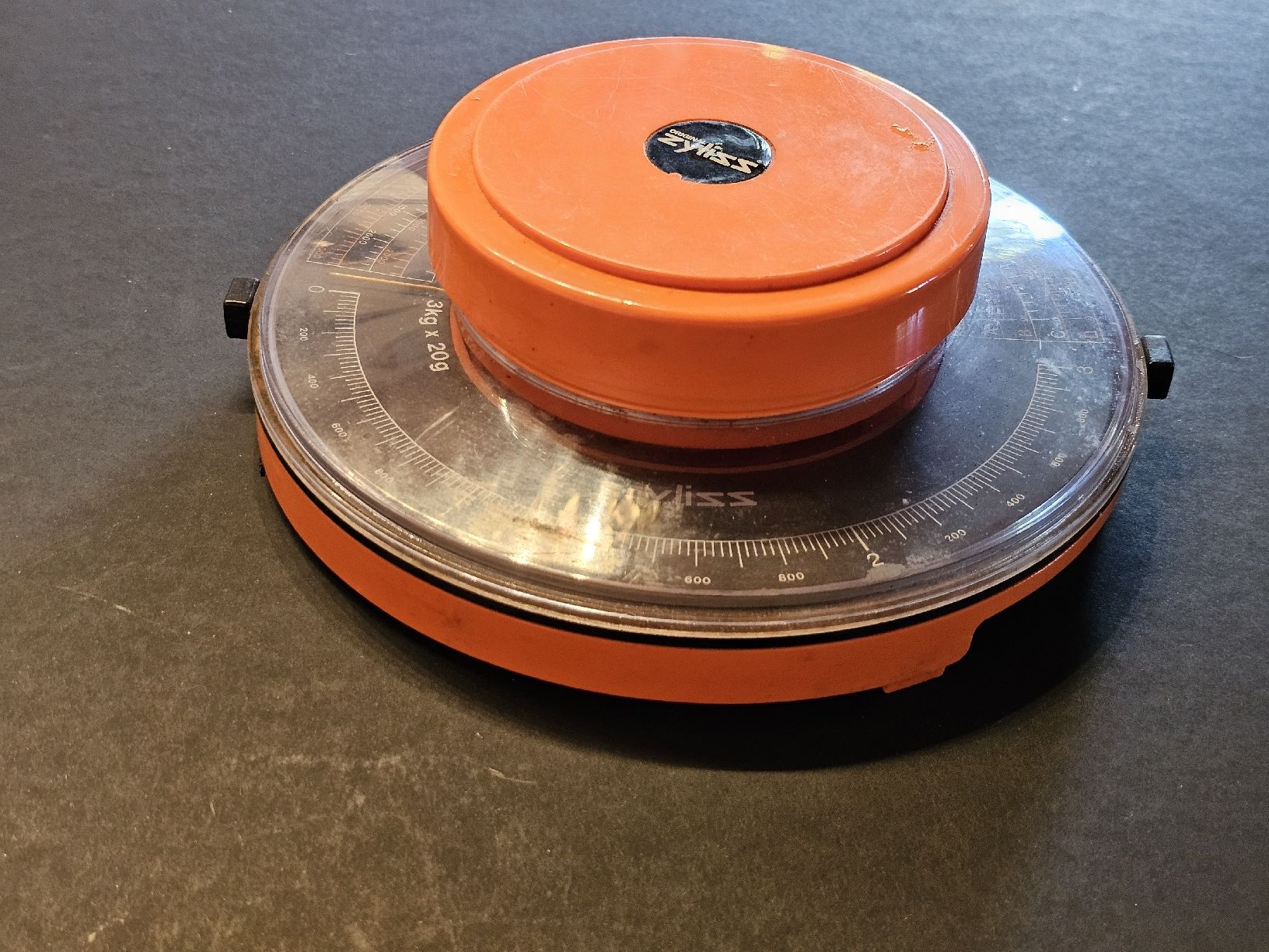 Zyliss Küchenwaagen: Original Zyliss Küchenwaage – Gebraucht aus Meisterschwanden von Hummer21 1